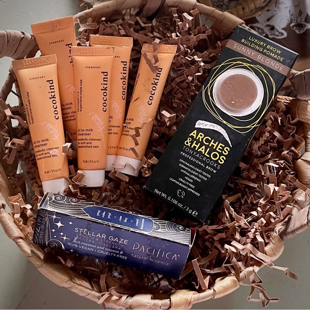 NWT skincare and makeup bundle #3